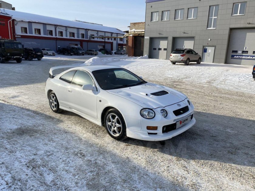 Тойота Целика 1998 белая