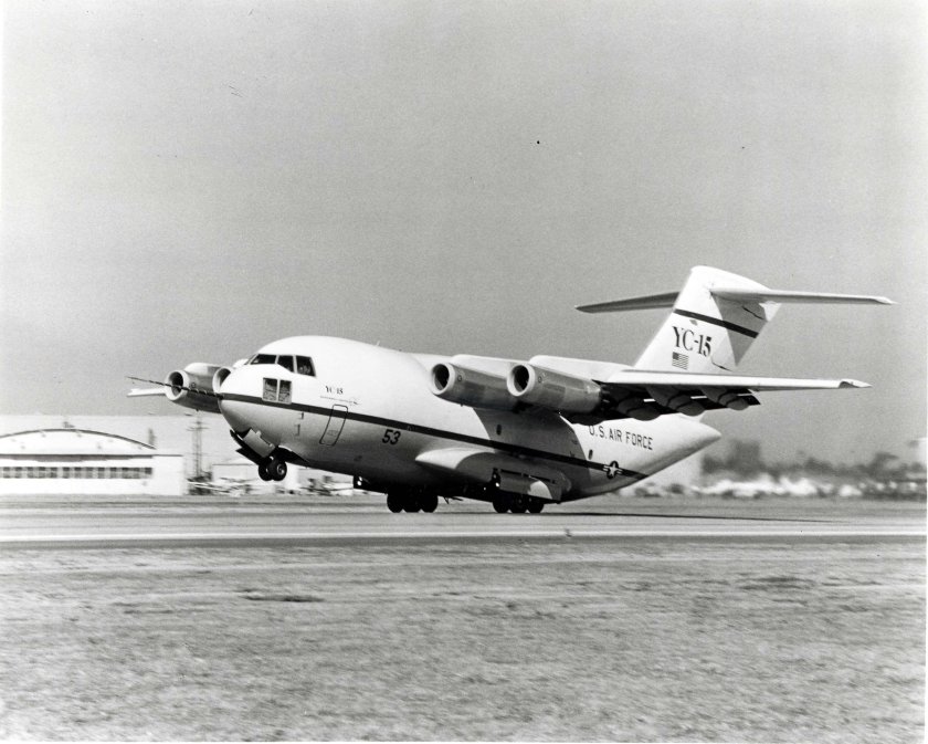 MCDONNELL Douglas YC-15