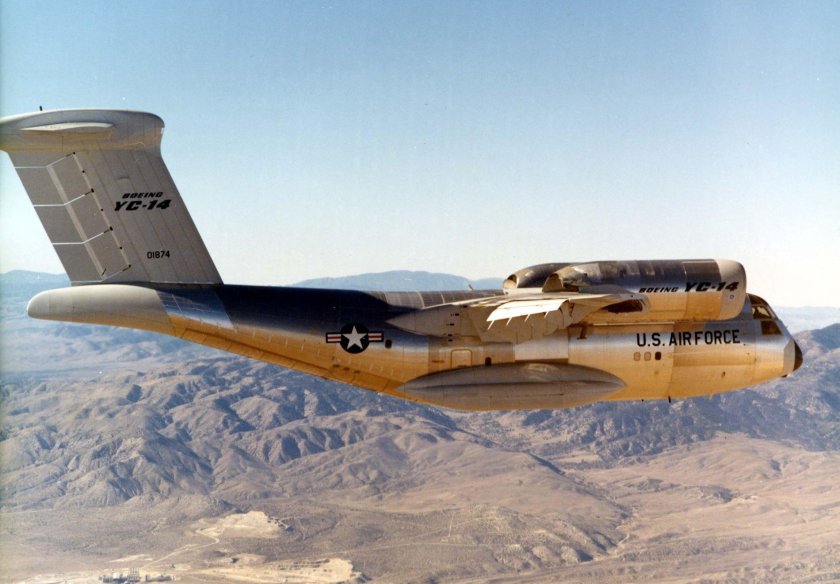 Боинг YC-14