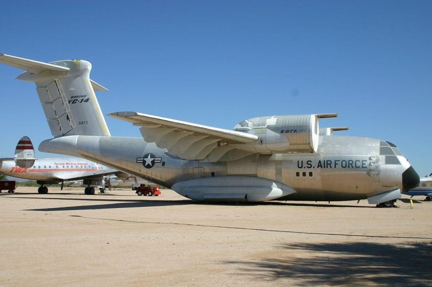 Boeing YC-14
