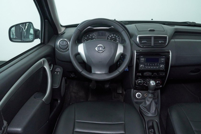 Ниссан Террано 2 салон