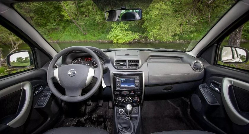 Nissan Terrano 2017 салон