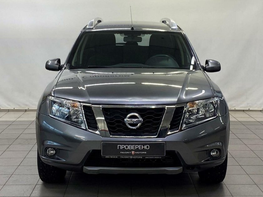 Ниссан Террано 2016
