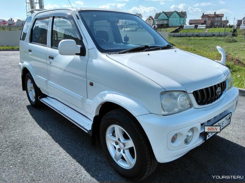 Тойота Cami 2001