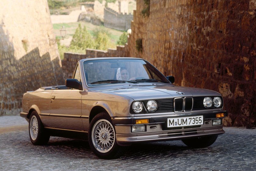 БМВ 325i кабриолет