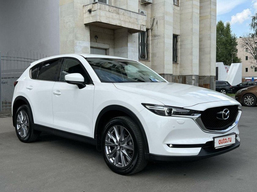 Mazda CX-5 2017 — 2022 II белый