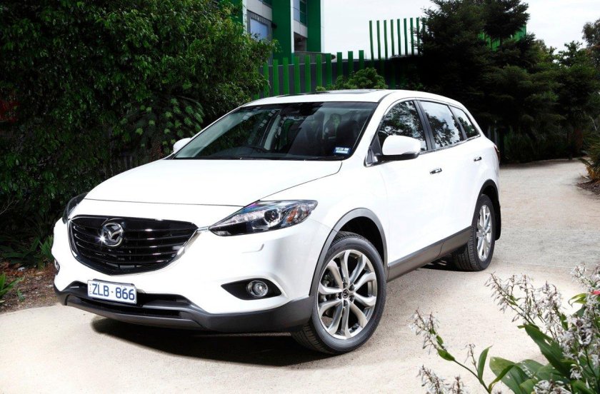 Mazda CX-9 белая