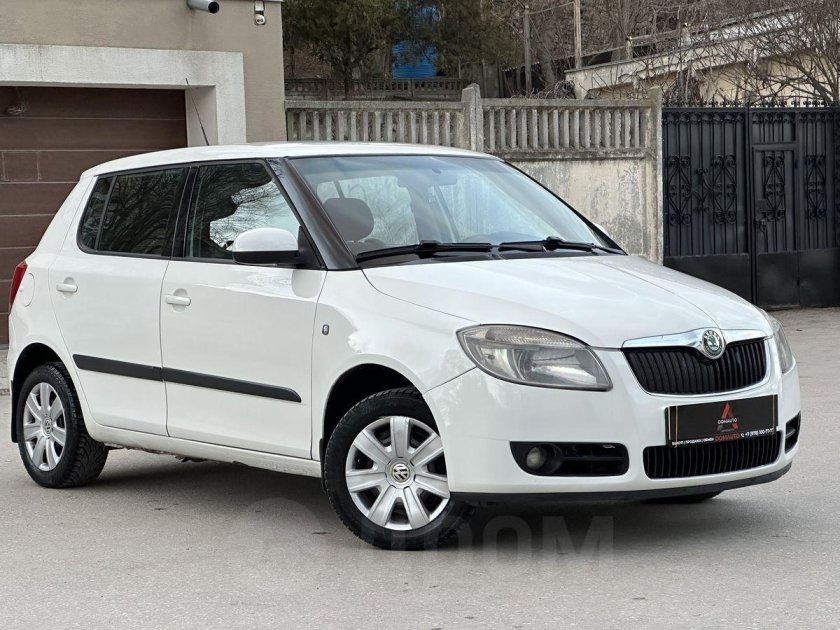 Шкода Фабия 2008