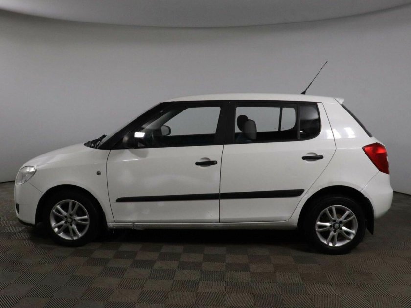 Шкода Фабия 2013