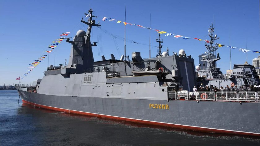 Корабль БДК Минск Балтийский флот