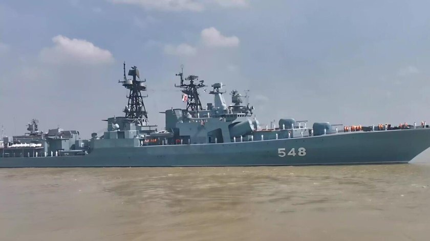 Эсминец Адмирал Пантелеев