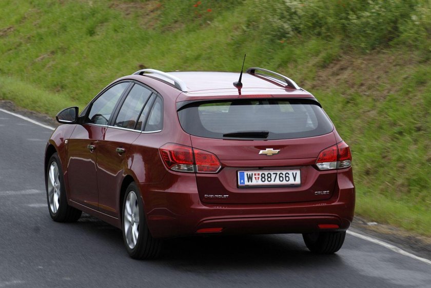 Chevrolet Cruze 2013 универсал