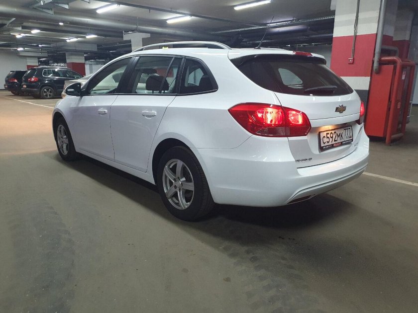 Шевроле Круз универсал с пробегом