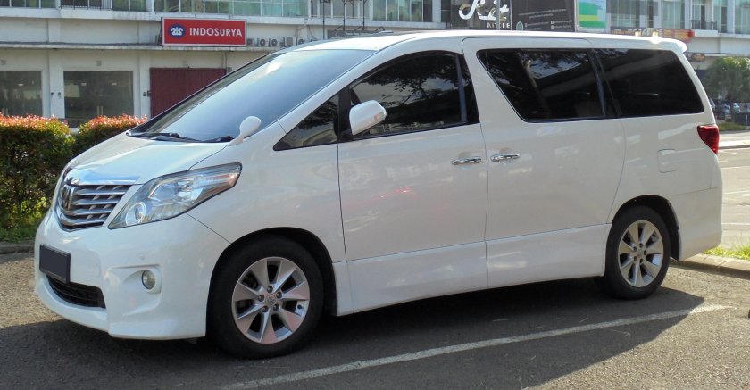 Toyota Alphard 2010