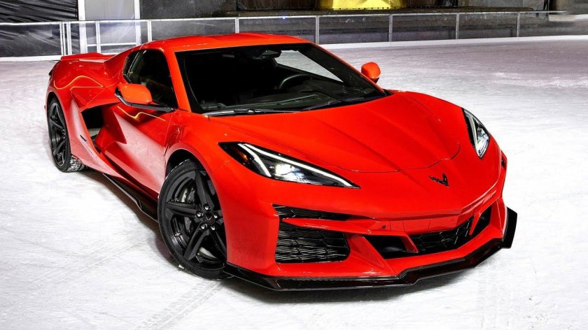 Шевроле Корвет 2024