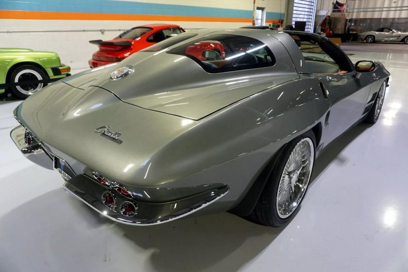 Corvette 63 года