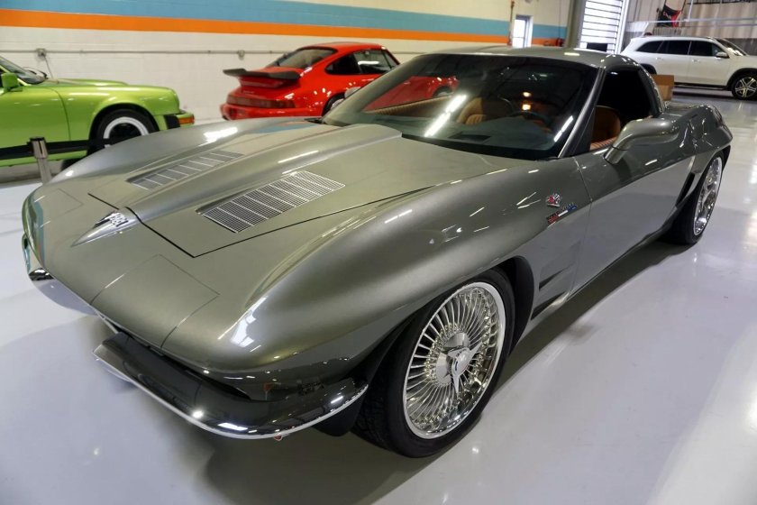 Chevrolet Corvette c2 Sting ray