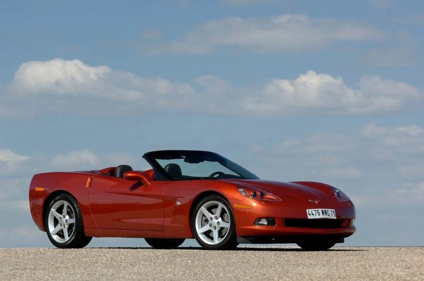 Chevrolet Corvette c6 2004