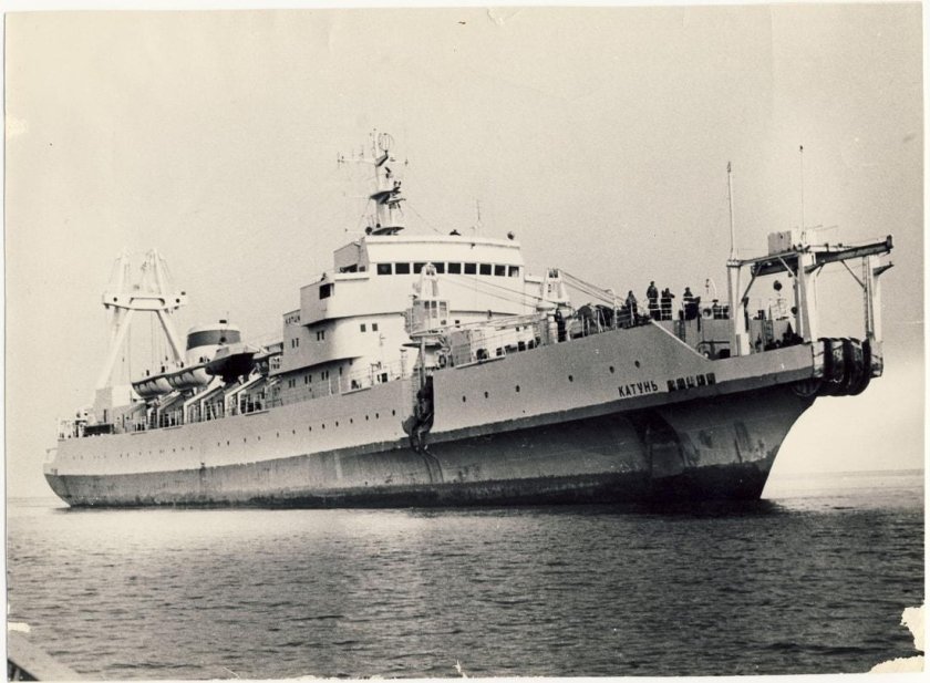 Кабельное судно Катунь