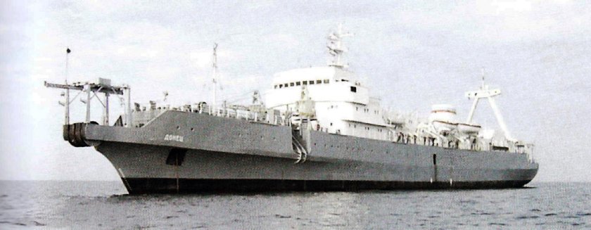 Кабельное судно Ингури