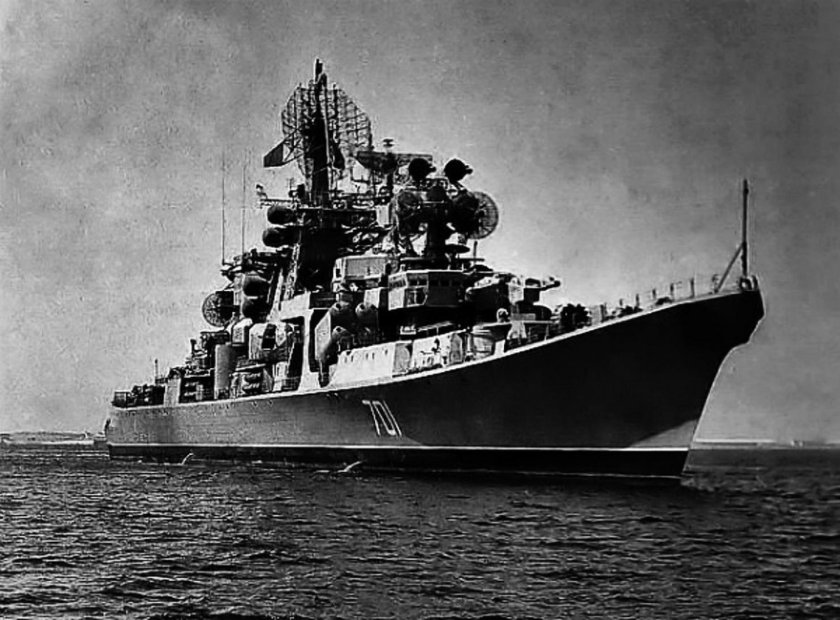 Маршал Тимошенко большой противолодочный корабль