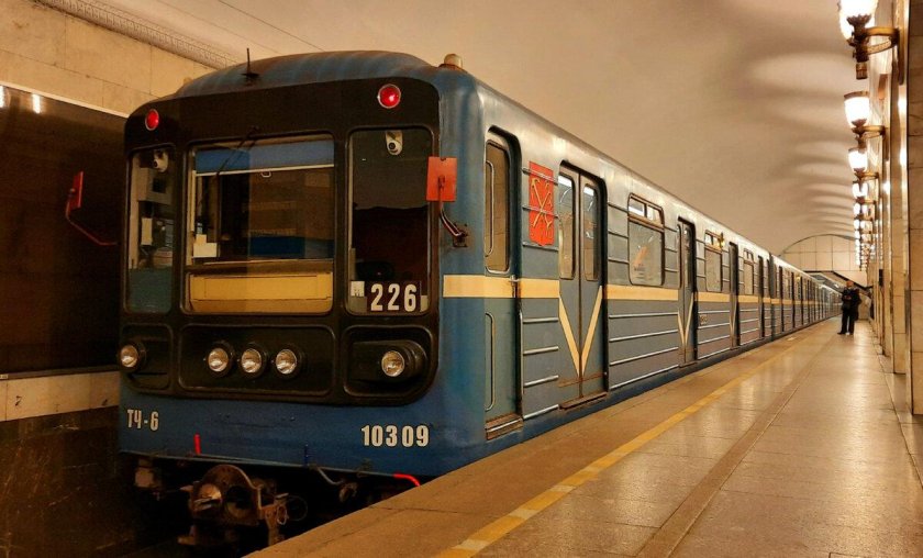 Вагон метро 81-540/541