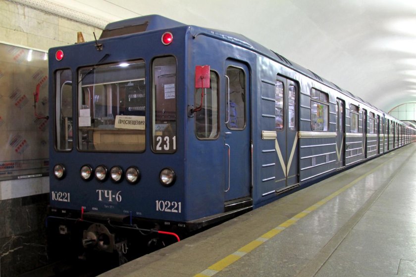 Метропоезд Боинг