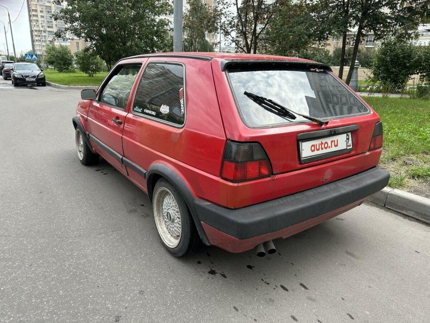 Golf 2 Red