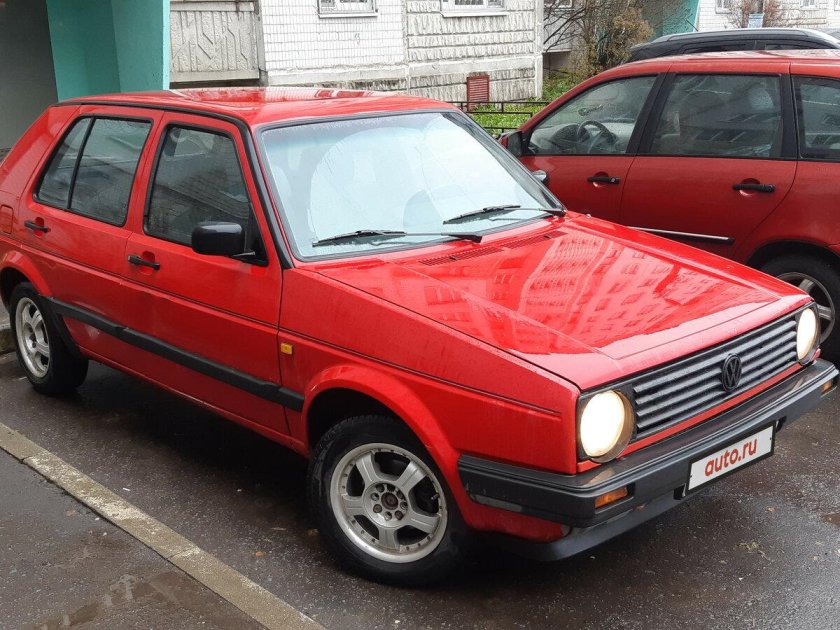 Volkswagen Golf 2 Red