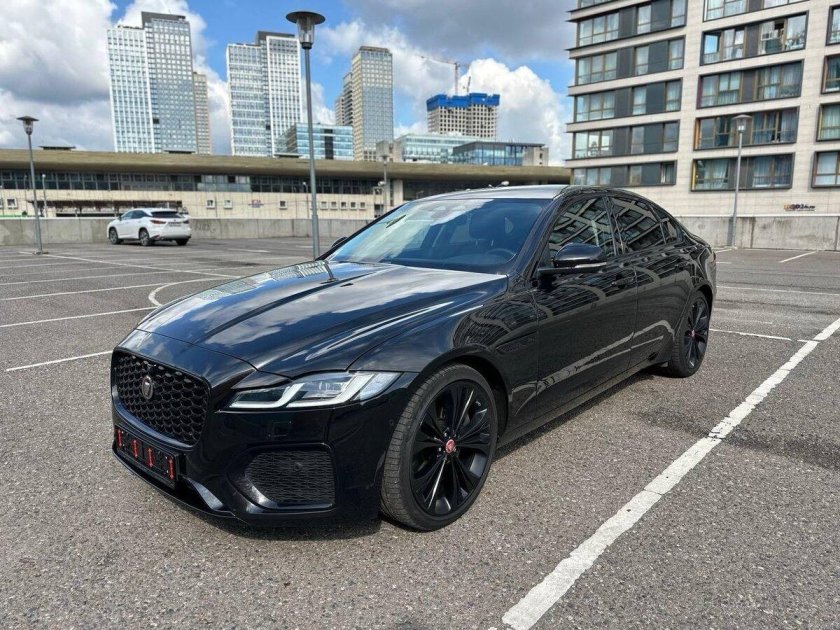 Jaguar xf 2023
