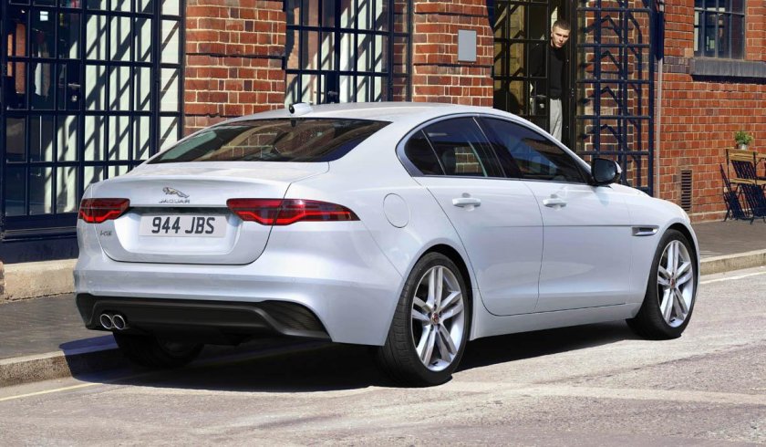 Jaguar xe 2021