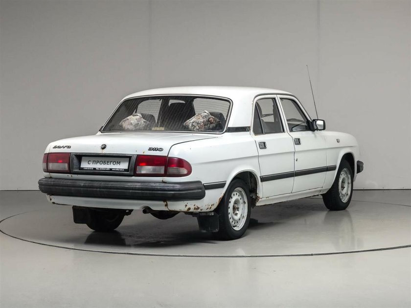 ГАЗ 3110 белая