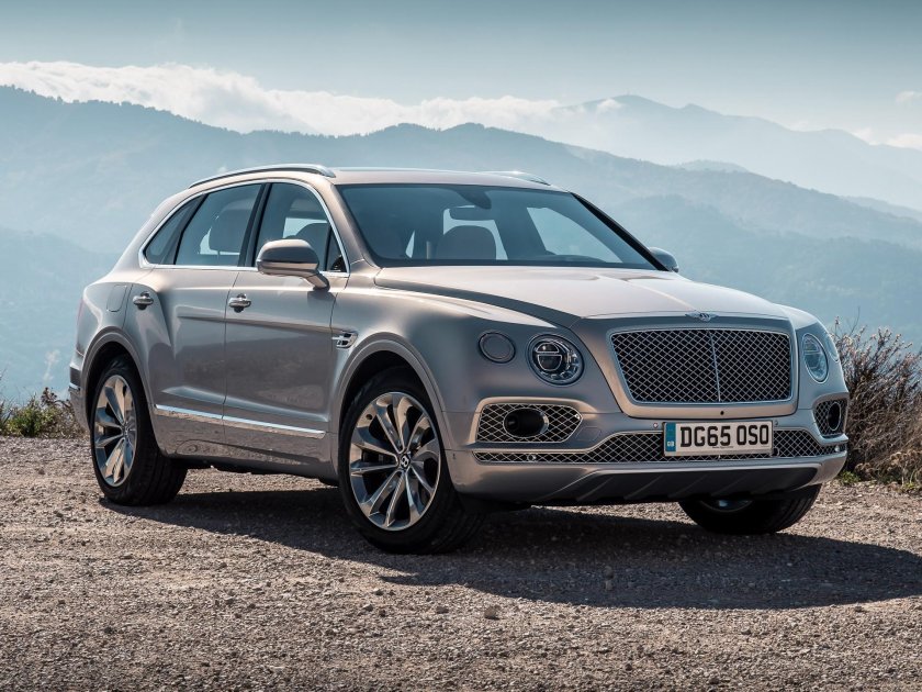 Bentley bentayga кроссовер