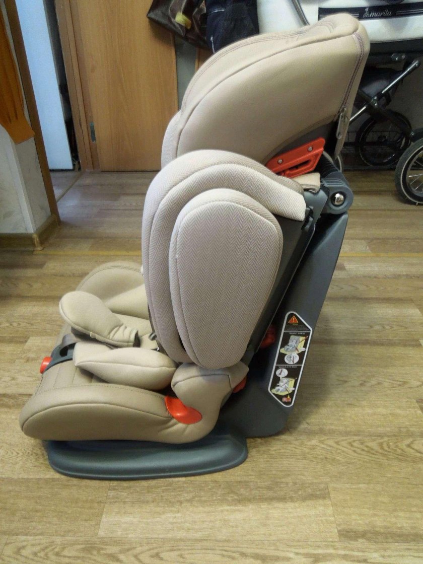 Кресло Happy Baby Mustang