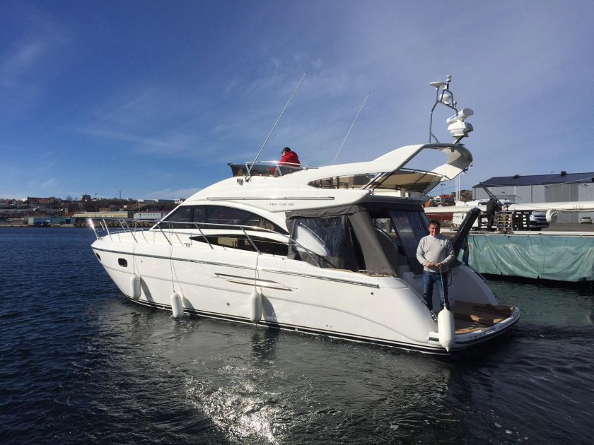 Princess 42 яхта