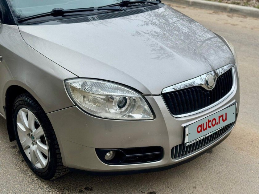 Шкода фабия 1.2 2008