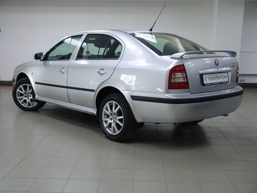 Шкода Октавия 2008