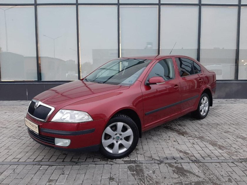Шкода Октавия 2008 1.6 механика лифтбек