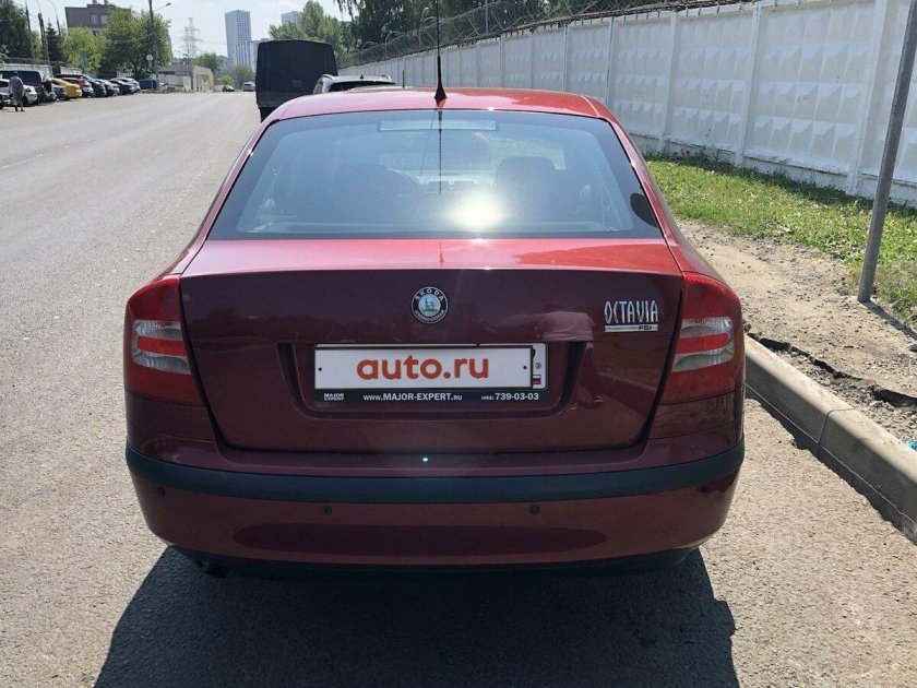 Ниссан Октавия