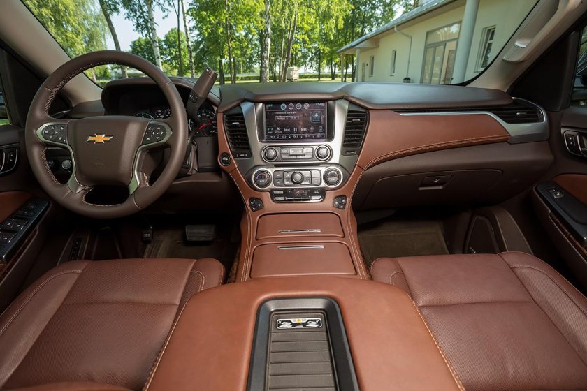 Шевроле Тахо салон