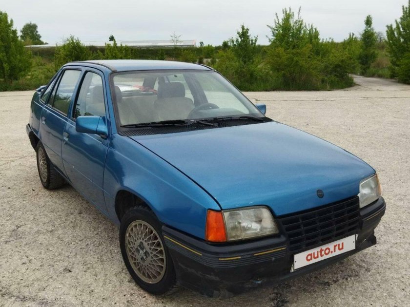 Опель кадет 1986 седан