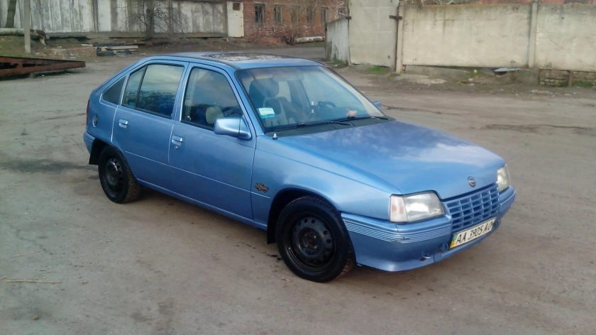 Опель кадет 86 года