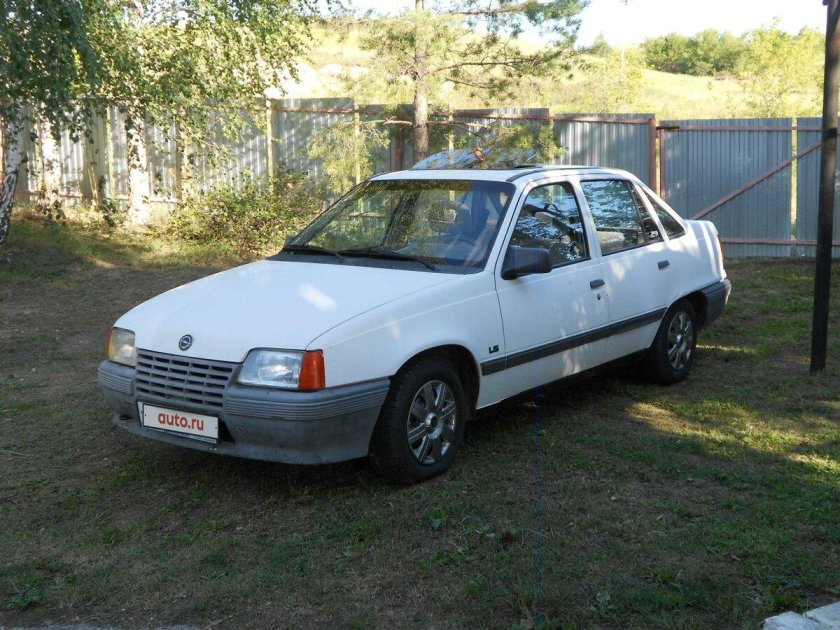 Опель кадет 1986