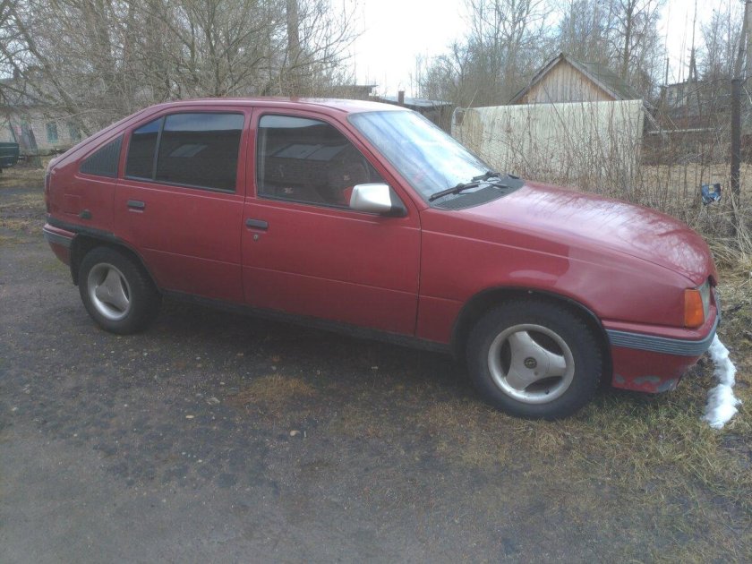 Опель кадетт 1986 седан