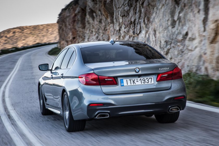 BMW 520 g30 сзади