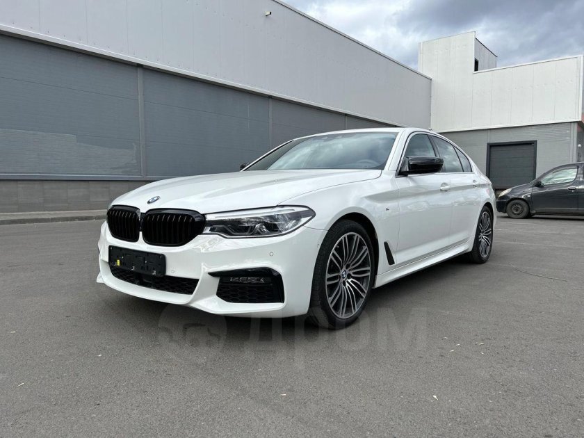 BMW g30 белый сатин