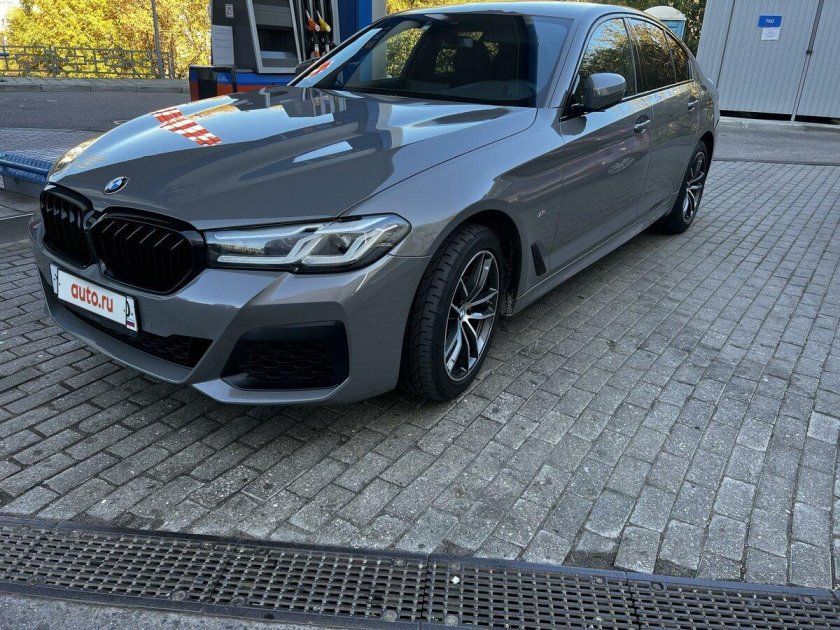 БМВ 520 2020