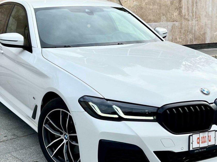 Бмв 5 серии 2021