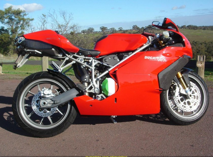 Ducati 999