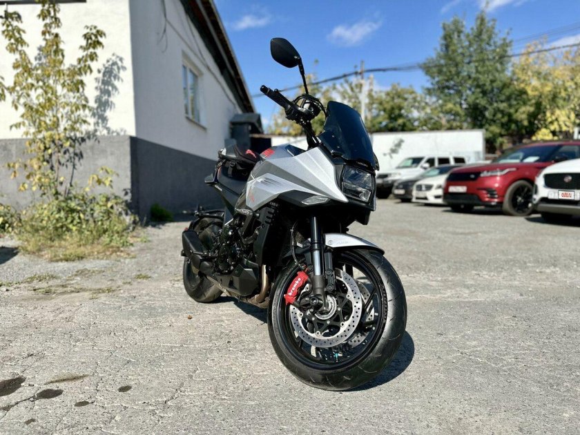 Мотоцикл suzuki